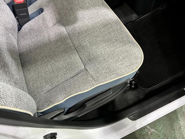 ムーヴキャンバスストライプスG 走行1236キロ/パノラマパーキング/代車一年保証・走行距離無制限 ディスプレイオーディオ 全周囲カメラ パノラマパーキング オートライト LEDヘッドライト シートヒーター 両側電動スライドドア(埼玉県)の中古車