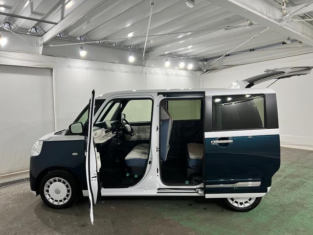 ムーヴキャンバスストライプスG 走行1236キロ/パノラマパーキング/代車一年保証・走行距離無制限 ディスプレイオーディオ 全周囲カメラ パノラマパーキング オートライト LEDヘッドライト シートヒーター 両側電動スライドドア(埼玉県)の中古車