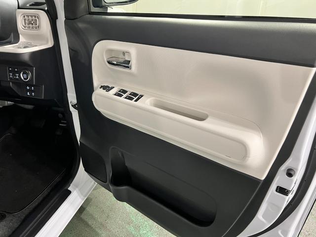 ムーヴキャンバスストライプスG 走行1236キロ/パノラマパーキング/代車一年保証・走行距離無制限 ディスプレイオーディオ 全周囲カメラ パノラマパーキング オートライト LEDヘッドライト シートヒーター 両側電動スライドドア(埼玉県)の中古車