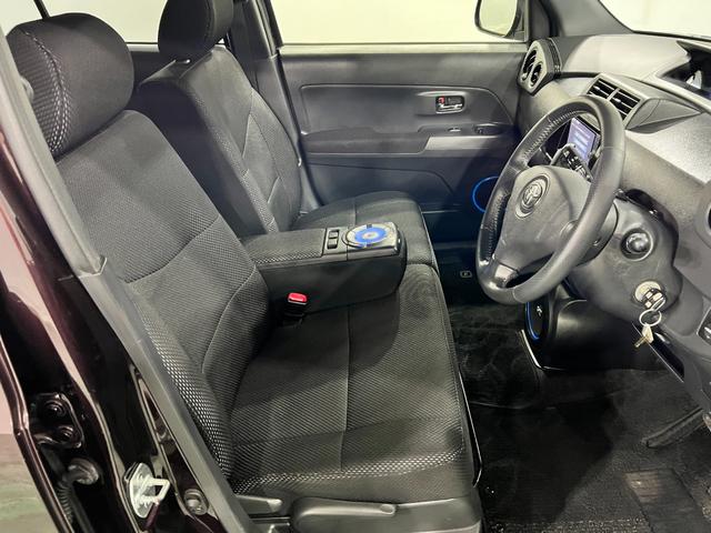 ｂＢＺ　煌　走行７９８４３キロ／車検整備付／ナビ／バックカメラ一年保証・走行距離無制限　フルセグナビ　ＤＶＤ　バックカメラ　ＥＴＣ　ベンチシート　助手席エアバック　純正カーペットマット（埼玉県）の中古車