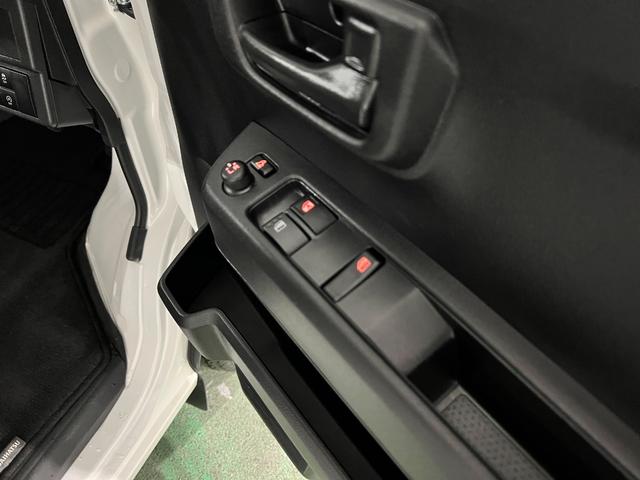 ハイゼットカーゴDX 走行3274キロ/FMAMラジオ/ドラレコ1年保証距離無制限 走行距離3274キロ FMAMラジオ ドライブレコーダー フロアマット オートライト LEDヘッドランプ アイドリングストップ 両側スライドドア 電動格納式ドアミラー(埼玉県)の中古車