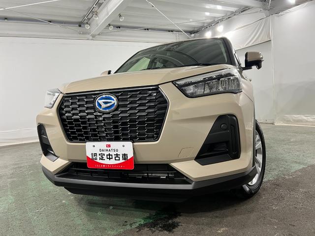 ロッキーＸ　ＨＥＶ　走行４７８３キロ／ＬＥＤヘッドランプ／純正マット１年保証距離無制限　走行距離４７８３キロ　純正マット　サイドエアバッグ　ＬＥＤヘッドランプ　オート格納式ドアミラー　電動パーキングブレーキ（埼玉県）の中古車