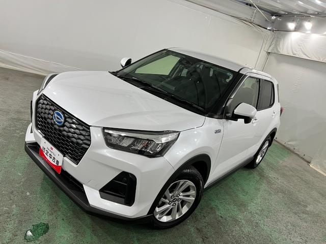ロッキーX HEV 走行2816キロ/社用車/クリアランスソナー1年保証・走行距離無制限 サイドエアバック クリアランスソナー オートマチックハイビーム オートライト LEDヘッドライト シートヒーター(埼玉県)の中古車