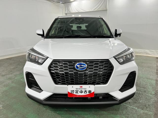 ロッキーX HEV 走行2816キロ/社用車/クリアランスソナー1年保証・走行距離無制限 サイドエアバック クリアランスソナー オートマチックハイビーム オートライト LEDヘッドライト シートヒーター(埼玉県)の中古車