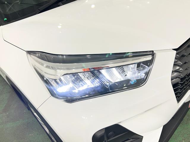 ロッキーX HEV 走行2816キロ/社用車/クリアランスソナー1年保証・走行距離無制限 サイドエアバック クリアランスソナー オートマチックハイビーム オートライト LEDヘッドライト シートヒーター(埼玉県)の中古車