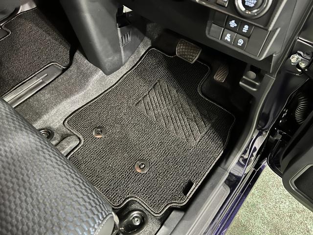 タントカスタムＲＳリミテッド　走行５８３３キロ／ＬＥＤヘッドランプ１年保証距離無制限　走行距離５８３３キロ　純正マット　サイドエアバッグ　ＬＥＤヘッドランプ　アイドリングストップ　シートヒーター　両側電動スライドドア　オート格納式ドアミラー　電動パーキングブレーキ（埼玉県）の中古車