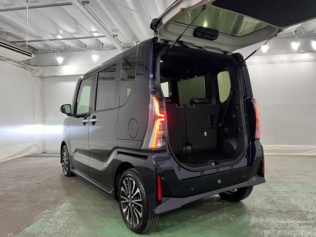 タントカスタムＲＳリミテッド　走行５８３３キロ／ＬＥＤヘッドランプ１年保証距離無制限　走行距離５８３３キロ　純正マット　サイドエアバッグ　ＬＥＤヘッドランプ　アイドリングストップ　シートヒーター　両側電動スライドドア　オート格納式ドアミラー　電動パーキングブレーキ（埼玉県）の中古車