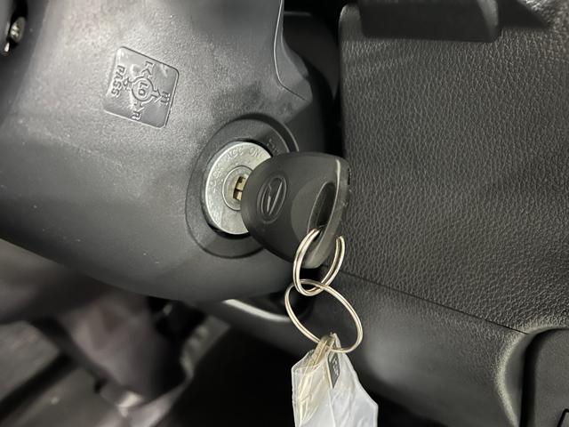 ハイゼットカーゴDX 走行828キロ/クリアランスソナー/純正マット一年保証・走行距離無制限 走行828キロ 助手席エアバック オートライト オートマチックハイビーム クリアランスソナー アイドリングストップ(埼玉県)の中古車