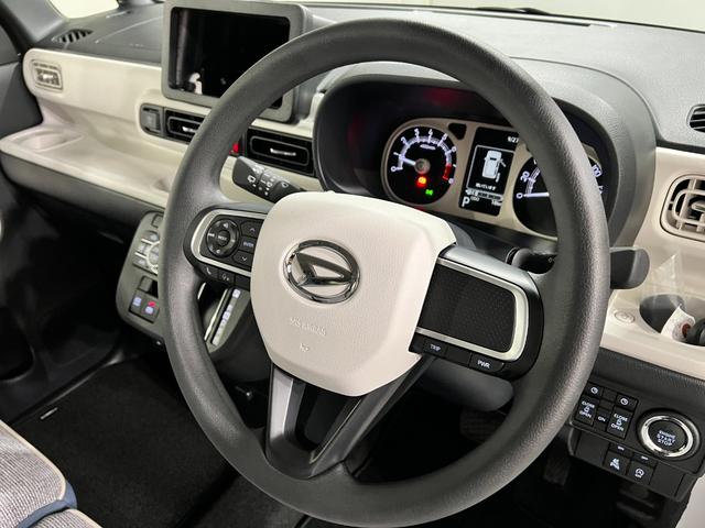 ムーヴキャンバスストライプスG 走行18キロ/LEDヘッドランプ/純正マット1年保証距離無制限 走行距離18キロ 純正マット サイドエアバッグ LEDヘッドランプ アイドリングストップ シートヒーター 両側電動スライドドア オート格納式ドアミラー 電動パーキングブレーキ(埼玉県)の中古車