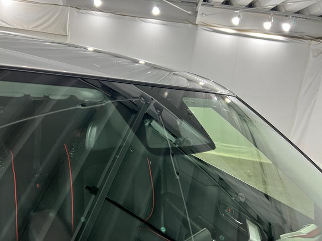 ロッキーX HEV 走行1352キロ/LEDヘッドランプ/純正マット1年保証距離無制限 走行距離1352キロ 純正マット サイドエアバッグ クリアランスソナー オートライト LEDヘッドランプ オート格納式ドアミラー 電動パーキングブレーキ(埼玉県)の中古車