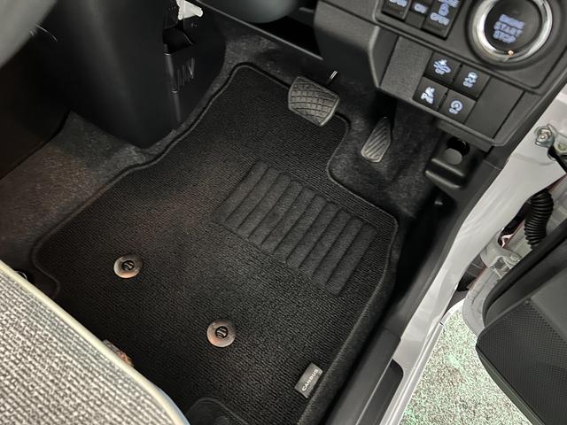 ムーヴキャンバスストライプスＧ　走行２４７４キロ／社用車／クリアランスソナー１年保証・走行距離無制限　サイドエアバック　クリアランスソナー　オートマチックハイビーム　オートライト　ＬＥＤヘッドライト　ベンチシート　シートヒーター　両側電動スライドドア（埼玉県）の中古車
