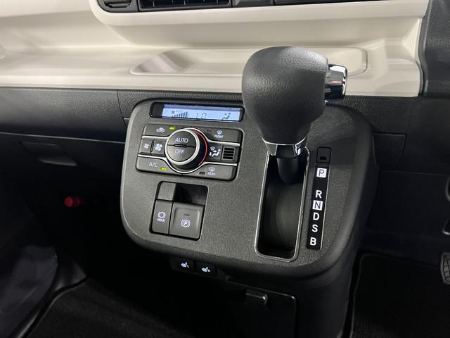 ムーヴキャンバスストライプスＧ　走行２２８４キロ／ＬＥＤヘッドランプ／マット１年保証距離無制限　走行距離２２８４キロ　純正マット　サイドエアバッグ　ＬＥＤヘッドランプ　アイドリングストップ　シートヒーター　両側電動スライドドア　オート格納式ドアミラー　電動パーキングブレーキ（埼玉県）の中古車