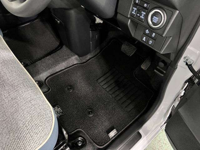 ムーヴキャンバスストライプスＧ　走行２２８４キロ／ＬＥＤヘッドランプ／マット１年保証距離無制限　走行距離２２８４キロ　純正マット　サイドエアバッグ　ＬＥＤヘッドランプ　アイドリングストップ　シートヒーター　両側電動スライドドア　オート格納式ドアミラー　電動パーキングブレーキ（埼玉県）の中古車