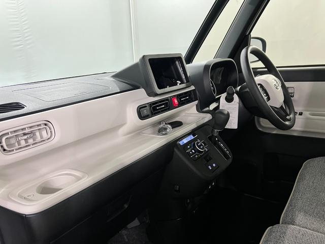 ムーヴキャンバスストライプスＧ　走行２２８４キロ／ＬＥＤヘッドランプ／マット１年保証距離無制限　走行距離２２８４キロ　純正マット　サイドエアバッグ　ＬＥＤヘッドランプ　アイドリングストップ　シートヒーター　両側電動スライドドア　オート格納式ドアミラー　電動パーキングブレーキ（埼玉県）の中古車