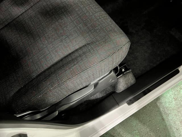 フレアワゴンハイブリッドＸＳ　雹害／車検整備付／走行９７３５０キロ１年保証距離無制限　走行距離９７３５０キロ　純正マット　助手席エアバッグ　オートライト　ＬＥＤヘッドランプ　アイドリングストップ　シートヒーター　両側電動スライドドア（埼玉県）の中古車