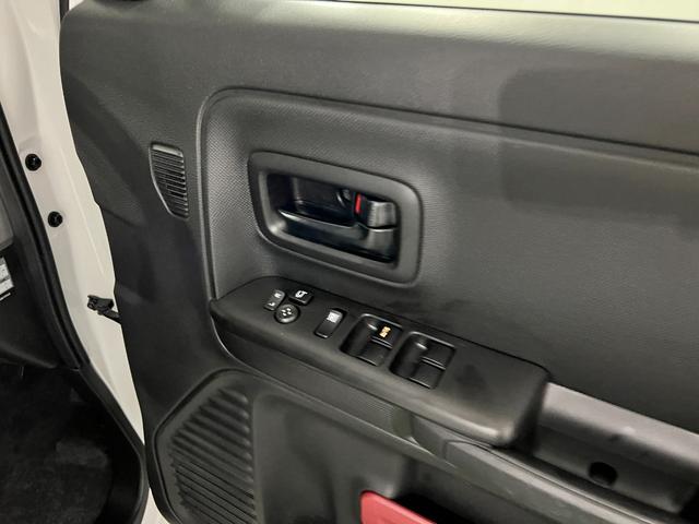 フレアワゴンハイブリッドＸＳ　雹害／車検整備付／走行９７３５０キロ１年保証距離無制限　走行距離９７３５０キロ　純正マット　助手席エアバッグ　オートライト　ＬＥＤヘッドランプ　アイドリングストップ　シートヒーター　両側電動スライドドア（埼玉県）の中古車