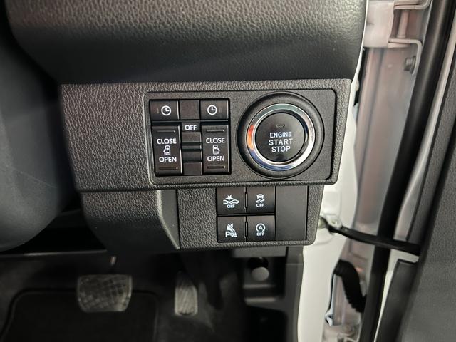 ムーヴキャンバスストライプスＧ　走行３０９８キロ／ＬＥＤヘッドランプ／マット１年保証距離無制限　走行距離３０９８キロ　純正マット　サイドエアバッグ　ＬＥＤヘッドランプ　アイドリングストップ　シートヒーター　両側電動スライドドア　オート格納式ドアミラー　電動パーキングブレーキ（埼玉県）の中古車