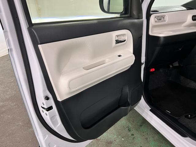 ムーヴキャンバスストライプスＧ　走行３０９８キロ／ＬＥＤヘッドランプ／マット１年保証距離無制限　走行距離３０９８キロ　純正マット　サイドエアバッグ　ＬＥＤヘッドランプ　アイドリングストップ　シートヒーター　両側電動スライドドア　オート格納式ドアミラー　電動パーキングブレーキ（埼玉県）の中古車