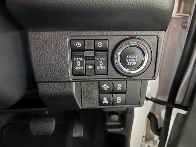 ムーヴキャンバスストライプスＧ　走行１７９１キロ／社用車／クリアランスソナー１年保証・走行距離無制限　サイドエアバック　クリアランスソナー　オートマチックハイビーム　オートライト　ＬＥＤヘッドライト　ベンチシート　シートヒーター　両側電動スライドドア（埼玉県）の中古車