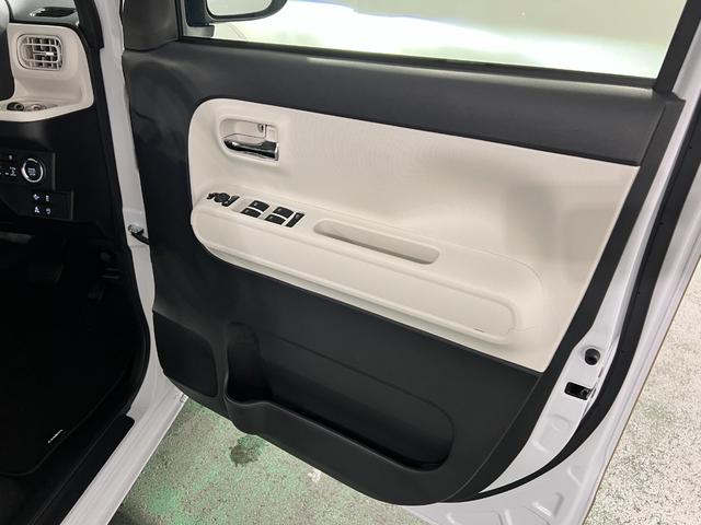 ムーヴキャンバスストライプスＧ　走行１７９１キロ／社用車／クリアランスソナー１年保証・走行距離無制限　サイドエアバック　クリアランスソナー　オートマチックハイビーム　オートライト　ＬＥＤヘッドライト　ベンチシート　シートヒーター　両側電動スライドドア（埼玉県）の中古車