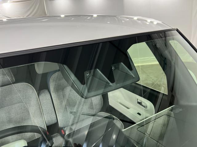 ムーヴキャンバスストライプスＧ　走行６３９５キロ／社用車／クリアランスソナー１年保証・走行距離無制限　サイドエアバック　クリアランスソナー　オートマチックハイビーム　オートライト　ＬＥＤヘッドライト　ベンチシート　シートヒーター　両側電動スライドドア（埼玉県）の中古車