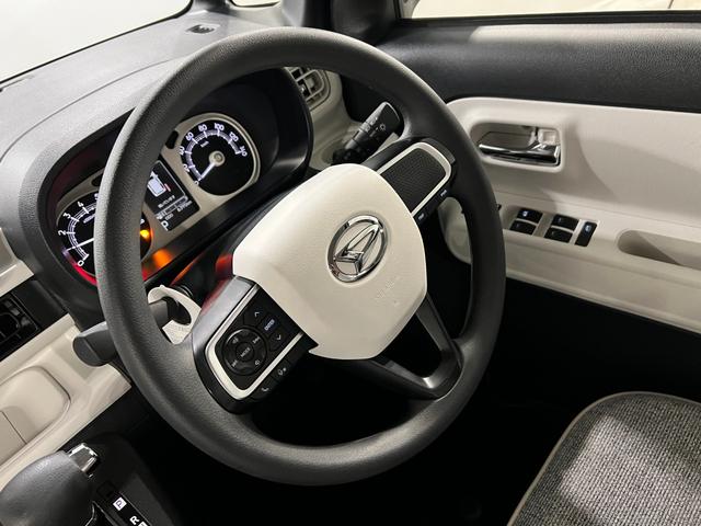 ムーヴキャンバスストライプスＧ　走行６３９５キロ／社用車／クリアランスソナー１年保証・走行距離無制限　サイドエアバック　クリアランスソナー　オートマチックハイビーム　オートライト　ＬＥＤヘッドライト　ベンチシート　シートヒーター　両側電動スライドドア（埼玉県）の中古車