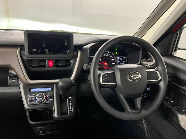ムーヴX 走行5キロ/クリアランスソナー/社用車/片側電動スライド1年保証・走行距離無制限 サイドエアバック クリアランスソナー オートマチックハイビーム オートライト LEDヘッドライト ベンチシート 片側電動スライドドア(東京都)の中古車