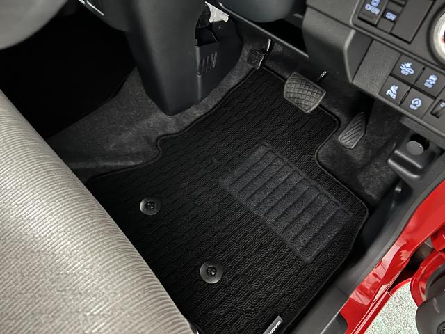 ムーヴX 走行5キロ/クリアランスソナー/社用車/片側電動スライド1年保証・走行距離無制限 サイドエアバック クリアランスソナー オートマチックハイビーム オートライト LEDヘッドライト ベンチシート 片側電動スライドドア(東京都)の中古車