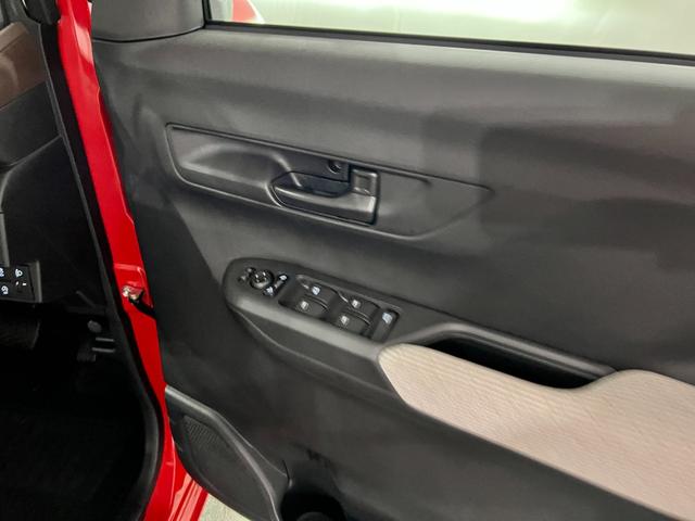 ムーヴX 走行5キロ/クリアランスソナー/社用車/片側電動スライド1年保証・走行距離無制限 サイドエアバック クリアランスソナー オートマチックハイビーム オートライト LEDヘッドライト ベンチシート 片側電動スライドドア(東京都)の中古車