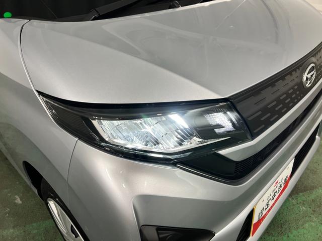 ムーヴX 走行453キロ/クリアランスソナー/社用車1年保証・走行距離無制限 サイドエアバック クリアランスソナー オートマチックハイビーム オートライト LEDヘッドライト ベンチシート 両側電動スライドドア(東京都)の中古車