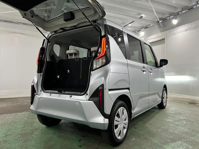 ムーヴX 走行453キロ/クリアランスソナー/社用車1年保証・走行距離無制限 サイドエアバック クリアランスソナー オートマチックハイビーム オートライト LEDヘッドライト ベンチシート 両側電動スライドドア(東京都)の中古車