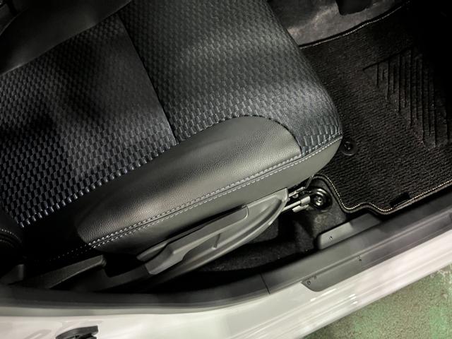 タントカスタムＸリミテッド　走行３３２１キロ／社用車／ＥＴＣ１年保証・走行距離無制限　サイドエアバック　クリアランスソナー　オートマチックハイビーム　オートライト　ＬＥＤヘッドライト　ベンチシート　シートヒーター　両側電動スライドドア（埼玉県）の中古車