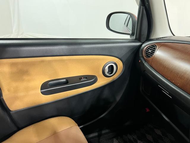 ミラジーノプレミアムX 走行46719キロ/車検整備付/MOMOステ一年保証・走行距離無制限 走行46719キロ 車検整備付 助手席エアバック 純正カーペットマット キーレス MOMOステアリング(埼玉県)の中古車