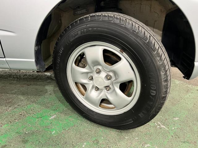 テリオスキッドL 4WD/走行67727キロ/ラジオ/純正カーペットマット1年保証距離無制限 走行距離67727キロ 4WD ラジオ 純正カーペットマット ETC 助手席エアバック マニュアルエアコン(埼玉県)の中古車