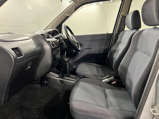 テリオスキッドL 4WD/走行67727キロ/ラジオ/純正カーペットマット1年保証距離無制限 走行距離67727キロ 4WD ラジオ 純正カーペットマット ETC 助手席エアバック マニュアルエアコン(埼玉県)の中古車