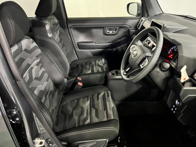 タフトG ダーククロムベンチャー 走行7299キロ/社用車上がり1年保証・走行距離無制限 サイドエアバック クリアランスソナー オートマチックハイビーム オートライト LEDヘッドライト シートヒーター(埼玉県)の中古車