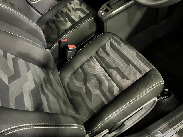 タフトG ダーククロムベンチャー 走行7299キロ/社用車上がり1年保証・走行距離無制限 サイドエアバック クリアランスソナー オートマチックハイビーム オートライト LEDヘッドライト シートヒーター(埼玉県)の中古車