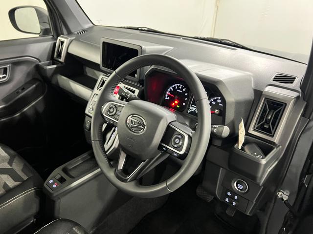 タフトG ダーククロムベンチャー 走行7299キロ/社用車上がり1年保証・走行距離無制限 サイドエアバック クリアランスソナー オートマチックハイビーム オートライト LEDヘッドライト シートヒーター(埼玉県)の中古車