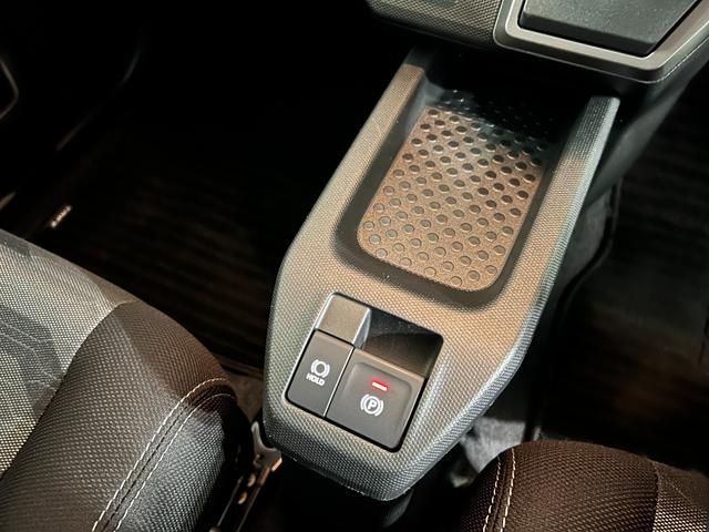 タフトＧ　ダーククロムベンチャー　走行２７６７キロ／シートヒーター１年保証距離無制限　走行距離２７６７キロ　サイドエアバッグ　ＬＥＤヘッドランプ　アイドリングストップ　シートヒーター　電動格納式ドアミラー　電動パーキングブレーキ（埼玉県）の中古車
