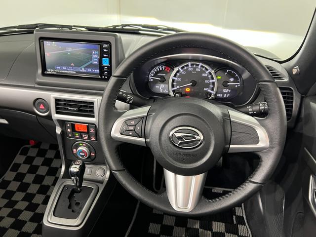 コペン 中古車 セロ　走行１５１２キロ／ナビ／バックカメラ／ドラレコ／ＥＴＣ一年保証・走行距離無制限　フルセグナビ　バックカメラ　ドラレコ　ＥＴＣ　クリアランスソナー　オートライト　ＬＥＤヘッドライト　シートヒーター
