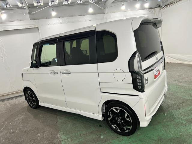 Ｎ−ＢＯＸカスタムＧ・Ｌターボホンダセンシング　走行２４２７９キロ／ナビ一年保証・走行距離無制限　フルセグナビ　Ｂｌｕｅｔｏｏｔｈ　バックカメラ　純正カーペットマット　ＥＴＣ　ＬＥＤヘッドライト　両側電動スライドドア（埼玉県）の中古車