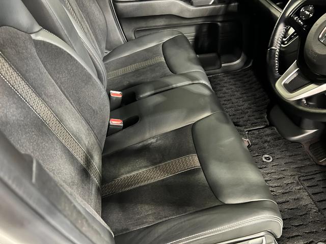 Ｎ−ＢＯＸカスタムＧ・Ｌターボホンダセンシング　走行２４２７９キロ／ナビ一年保証・走行距離無制限　フルセグナビ　Ｂｌｕｅｔｏｏｔｈ　バックカメラ　純正カーペットマット　ＥＴＣ　ＬＥＤヘッドライト　両側電動スライドドア（埼玉県）の中古車