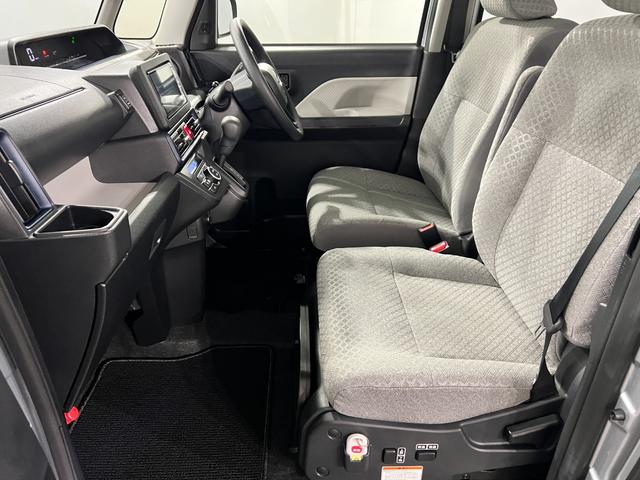 タントウエルカムシートリフトL 走行3386キロ/車検整備付/ナビ1年保証・走行距離無制限 フルセグナビ バックカメラ ドラレコ サイドエアバック クリアランスソナー オートライト LEDヘッドライト ベンチシート シートヒーター 両側電動スライドドア(埼玉県)の中古車