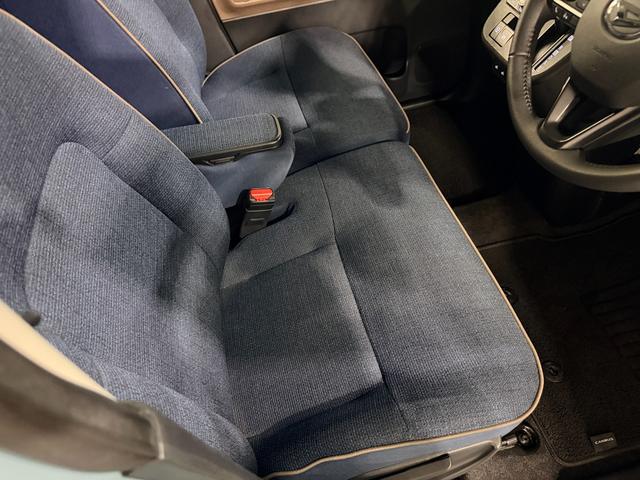 ムーヴキャンバスセオリーＧターボ　雹害／走行２２９９０キロ／ディスプレイＤＡ１年保証距離無制限　走行距離２２９９０キロ　ディスプレイオーディオ　バックカメラ　純正マット　サイドエアバッグ　ＬＥＤヘッドランプ　アイドリングストップ　シートヒーター　両側電動スライドドア（埼玉県）の中古車