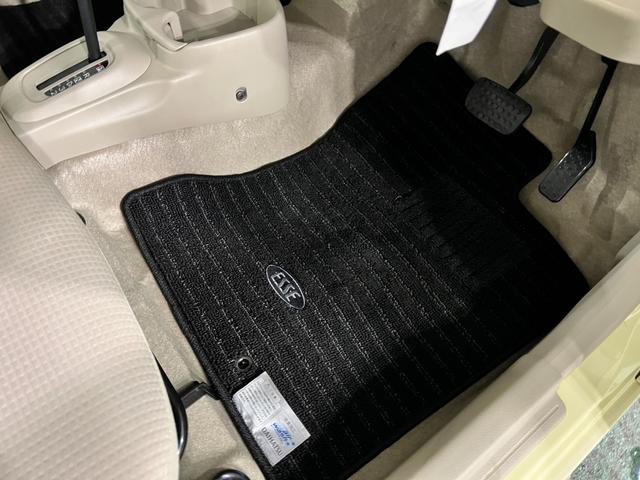 エッセX 走行18626キロ/ワンセグナビ/マット1年保証距離無制限 走行距離18626キロ ワンセグナビ 純正カーペットマット 助手席エアバック キーレスエントリー ドリンクホルダー(東京都)の中古車