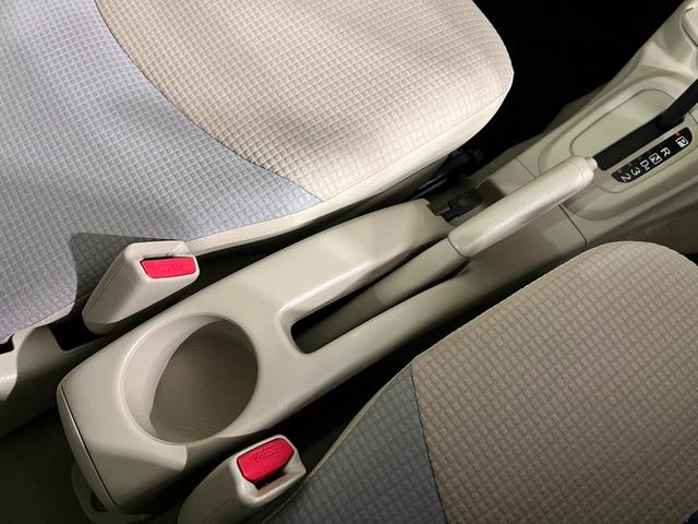 エッセX 走行18626キロ/ワンセグナビ/マット1年保証距離無制限 走行距離18626キロ ワンセグナビ 純正カーペットマット 助手席エアバック キーレスエントリー ドリンクホルダー(東京都)の中古車