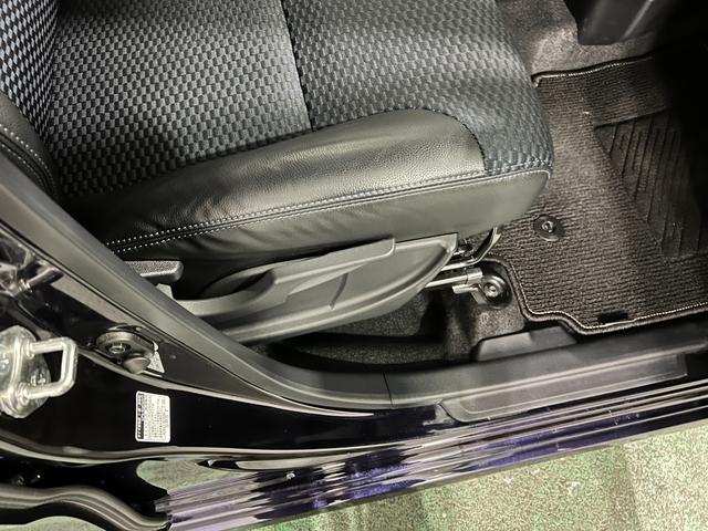 タントカスタムＲＳ　走行１５７８８キロ／社用車／クリアランスソナー１年保証・走行距離無制限　サイドエアバック　クリアランスソナー　オートマチックハイビーム　オートライト　ＬＥＤヘッドライト　ベンチシート　シートヒーター　両側電動スライドドア（埼玉県）の中古車
