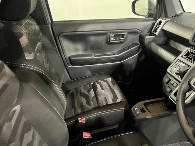 タフトＧ　ダーククロムベンチャー　走行２３３２キロ／社用車１年保証・走行距離無制限　サイドエアバック　クリアランスソナー　オートマチックハイビーム　オートライト　ＬＥＤヘッドライト　シートヒーター（埼玉県）の中古車