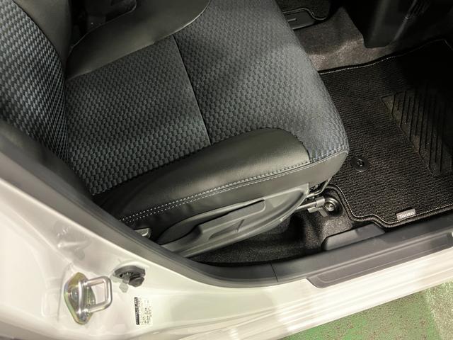 タントカスタムRS 走行5970キロ/LEDヘッドランプ/マット1年保証距離無制限 走行距離5970キロ 純正マット サイドエアバッグ LEDヘッドランプ アイドリングストップ シートヒーター 両側電動スライドドア オート格納式ドアミラー 電動パーキングブレーキ(埼玉県)の中古車