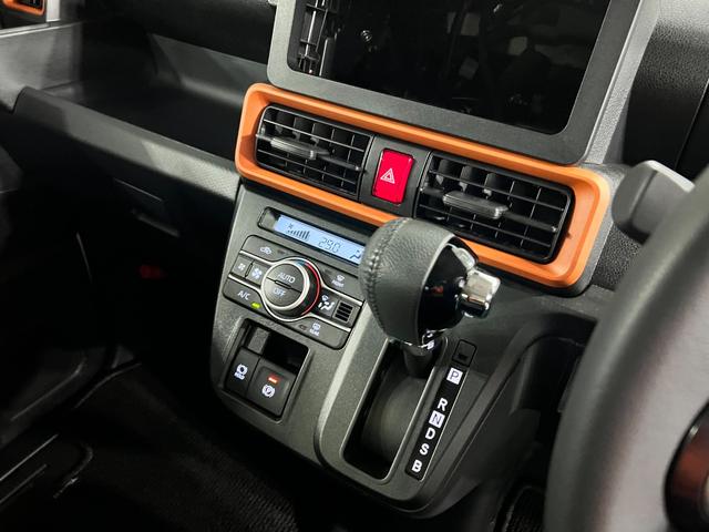 タントファンクロスターボリミテッド　走行２１３３８キロ／社用車１年保証・走行距離無制限　サイドエアバック　クリアランスソナー　オートマチックハイビーム　オートライト　ＬＥＤヘッドライト　ベンチシート　シートヒーター　両側電動スライドドア（埼玉県）の中古車